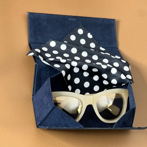 J.Crew Cream Ivory Women’s Sunglasses Sunshades Shades - Picture 15 of 15